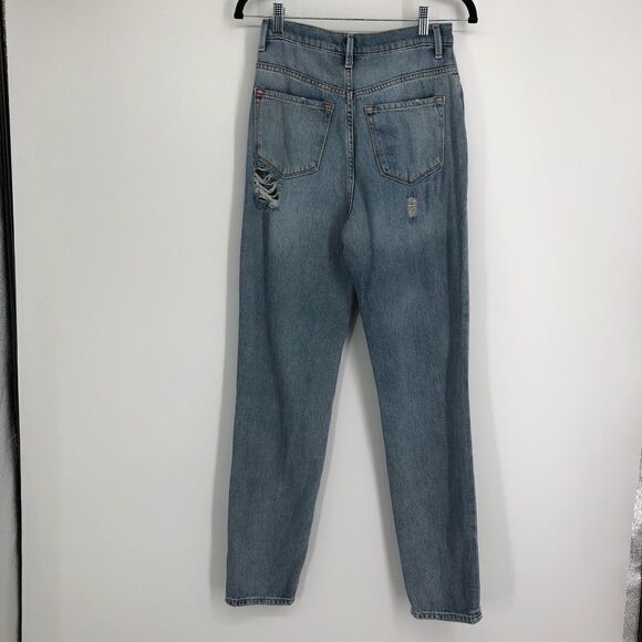 BDG Urban Outfitters Mom High-Rise Destroyed Jeans Size Womens 26 - Picture 3 of 10